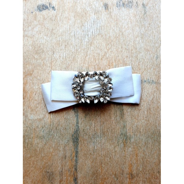 CATHERINE OSTI segtukas plaukams Candy White CATHERINE OSTI segtukas plaukams Candy White